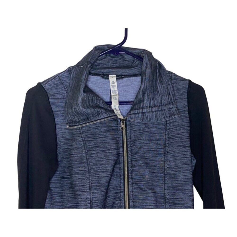 LULULEMON Devine Zip Strech Jacket Womens size 4 Black - Picture 2 of 6